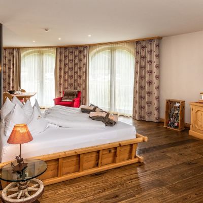 Deluxe Lodge Suite Romantik Hotel Santer Promo Code