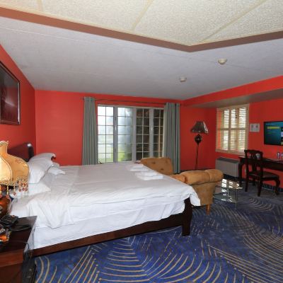Honeymoon Room, 1 King Bed, Non Smoking Fullerton Manor Inn Promo Code