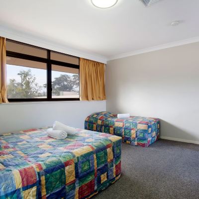 Queen And Single Studio Vale Hotel Promo Code