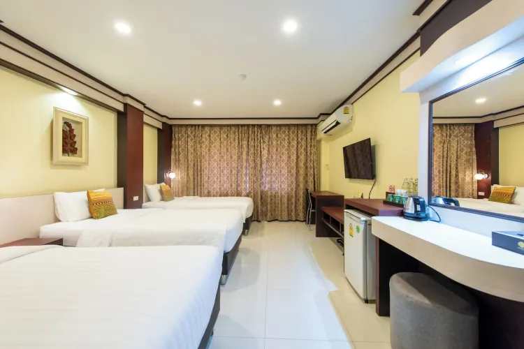 ห้องดีลักซ์ สำหรับสามท่าน