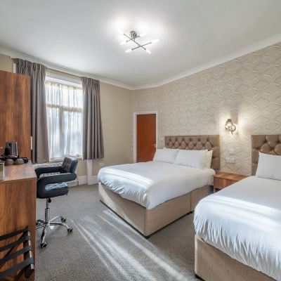Family Room The Thames Hotel Promo Code