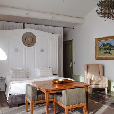 Prestige Room Baumanière - les Baux de Provence Promo Code