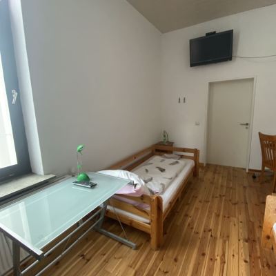 Economy Double or Twin Room with Shared Bathroom Hafen 12 Promo Code