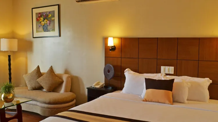 The Pinnacle Hotel and Suites 部屋