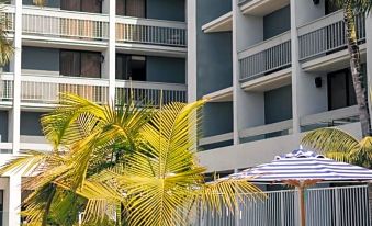 Hotel MDR Marina del Rey- a DoubleTree by Hilton