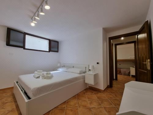 两卧室联排别墅