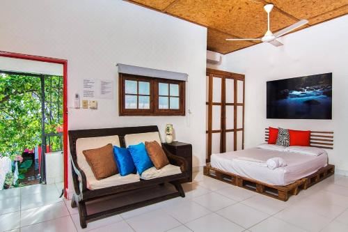 La Puerta Roja Guest House - Housity