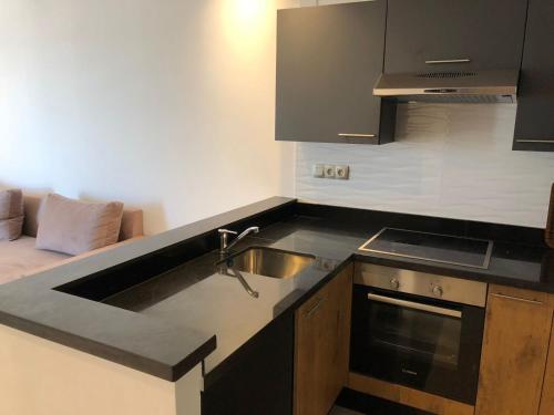 公寓 - 带侧面海景