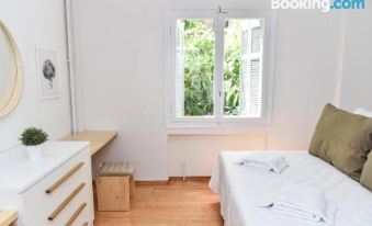 Warm Apartment at Exarchia 1 Bed 2 Pers