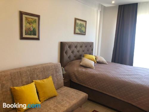 豪华特大床一室房