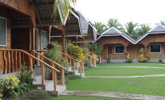 Cliff Side Beach Resort and Cottages