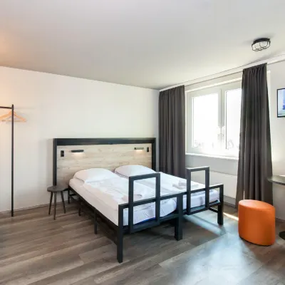 a&o Nürnberg Hauptbahnhof Hotels near Schöner Brunnen
