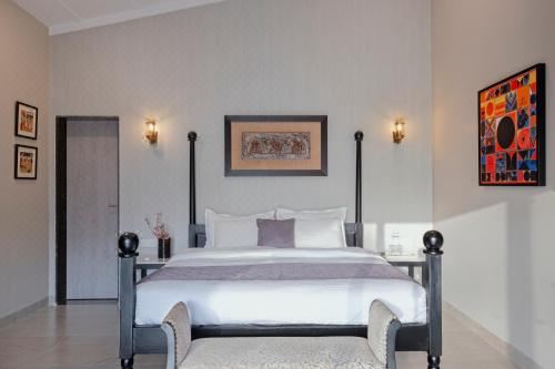 SaffronStays Sanvina Farm - A Signature Series Riverside Villa, Karjat Villa