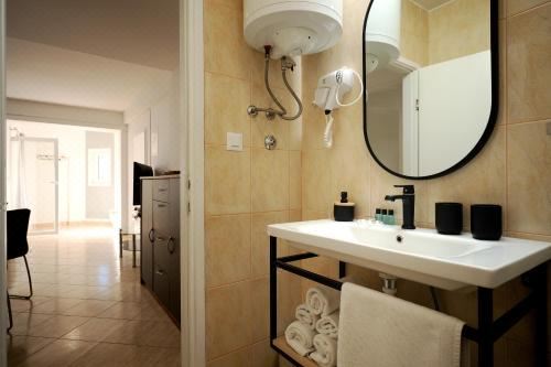 高级一卧室带阳台公寓