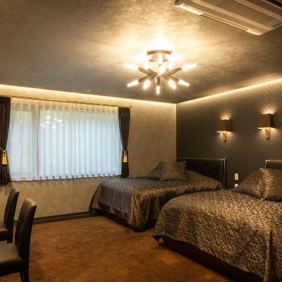 Cottage Quad Room, Non-Smoking (Wagner Residence - Natural Hot Spring with Sauna [200 Square Meters]) グランピングリゾート　フェーリエンドルフ クーポン