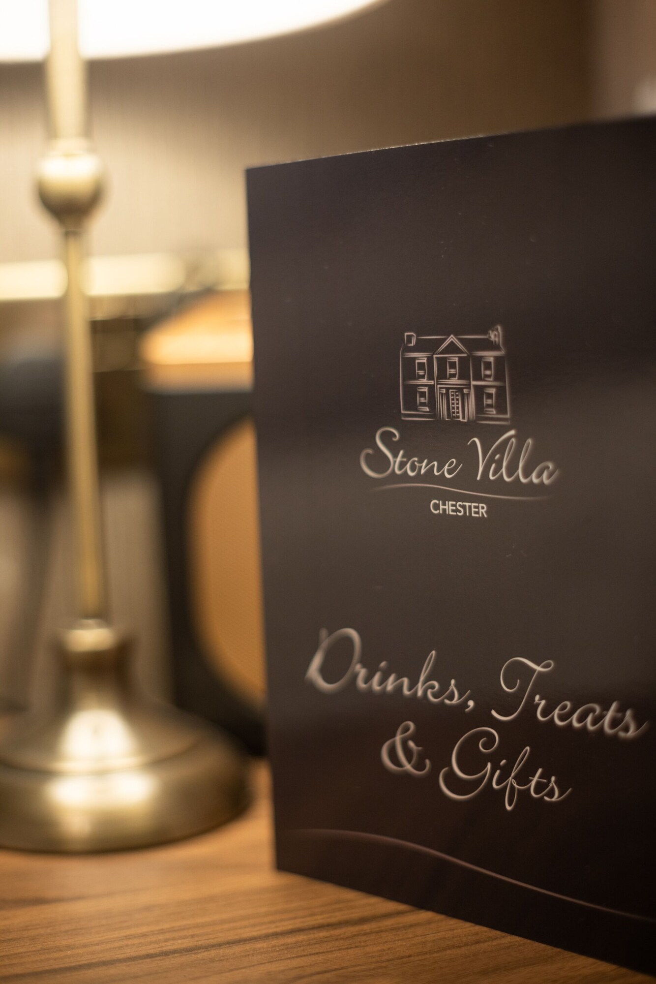 双人床房（带连接浴室）