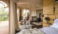 Walden Retreats Hill Country