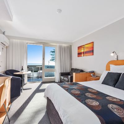 Executive Double Room with Sea View Beachfront Voyager Motor Inn Promo Code