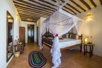 Antonio Beach Tree House Hotel & Spa