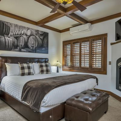 Silverado, 1 King Bed, Claw-Foot Tub & Shower Calistoga Wine Way Inn Promo Code