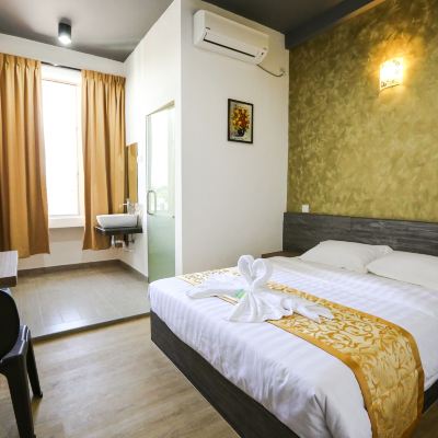 Superior Queen Room New Dawn Hotel Promo Code
