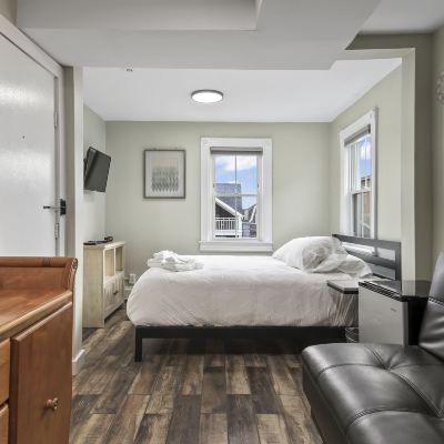 Standard Double Room, Ensuite (Tuscany Room) The Inn at Ocean Grove Promo Code