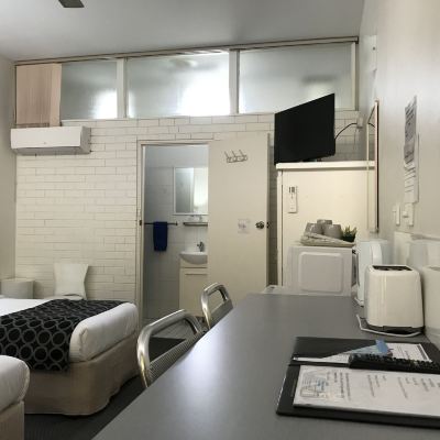 Deluxe Triple Room Coffs Shearwater Motel Promo Code