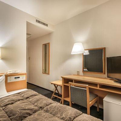 ゲストルーム(セミダブル)(喫煙) アズイン半田インター クーポン