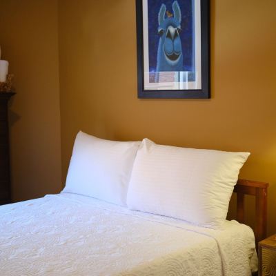 Economy Single Room, Non Smoking, Shared Bathroom (Not Private) Tabard Inn Promo Code