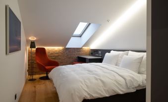 Dunten Hotel - Housity