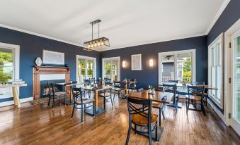 Brierley Hill Bed & Breakfast - Housity