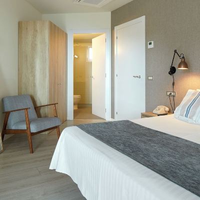 Three-Bedroom Apartment Premium Sea View Hotel Reimar Promo Code