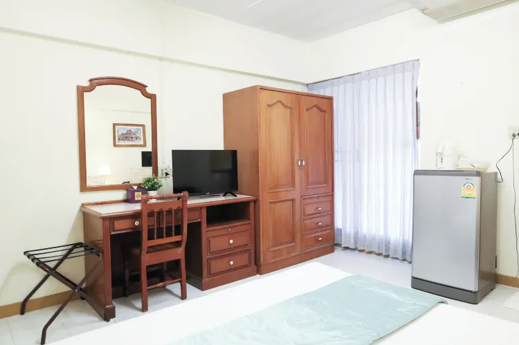ห้องดีลักซ์ขนาดเตียงคิงพร้อมอ่างอาบน้ำและวิวเมือง