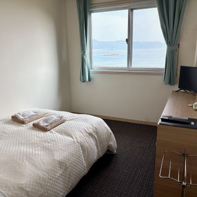 ゲストルーム(セミダブル)(本館)(禁煙) あまくさ温泉ホテル　四季咲館 クーポン