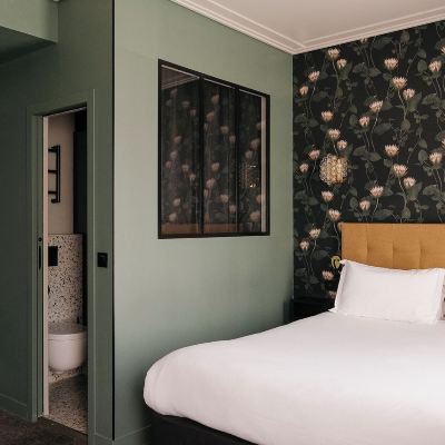 Deluxe Room With Balcony And Eiffel Tower View Rayz Eiffel Promo Code