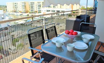 Blue Duplex Penthouse B 402, Panoramic Views, Close to the Sea, Relax-Tranquility