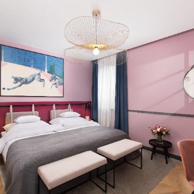 Classic Twin Room Alice Hotel Promo Code