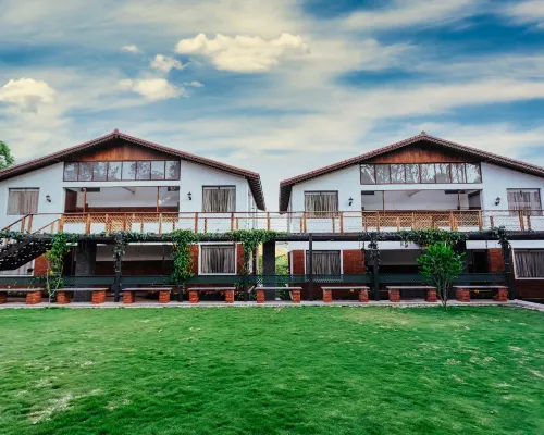 The Story Resorts & Spa Hotele w: Salem