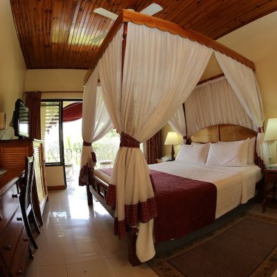 King or Double Room with Sea View