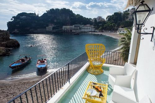 Residence Degli Agrumi Mare - Appartamento AlicudiSuperior Apartment With Terrace And Sea View