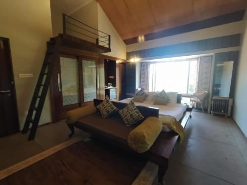 Radosri Superior Family Room