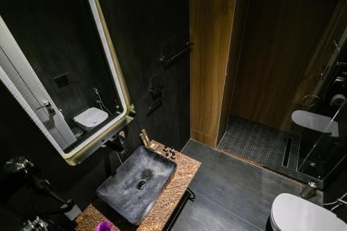 豪华双人间（2名成人+1名小童）