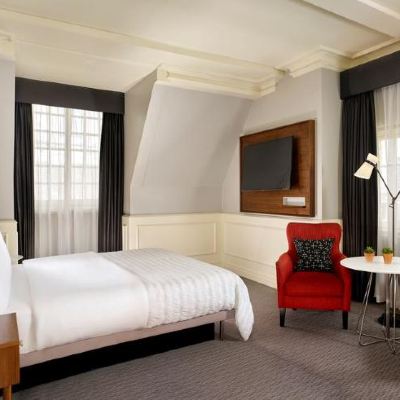 Superior Room Double Bed The Dilly Promo Code