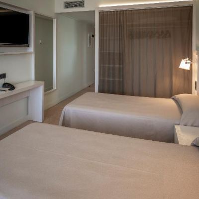 Quadruple Quadruple Privilege Vista Mar Lateral Caprici Beach Hotel & Spa Promo Code