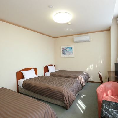 スタンダードルーム(ご利用人数3名)(浴室) 伊東園ホテル別館 クーポン