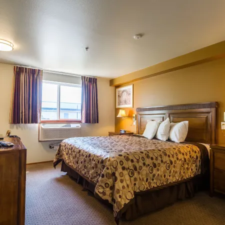 Bay City Inn