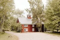 Snowvillage Inn