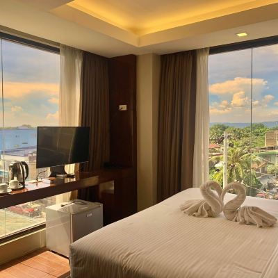Deluxe Front View Treasure Island Hotel Promo Code