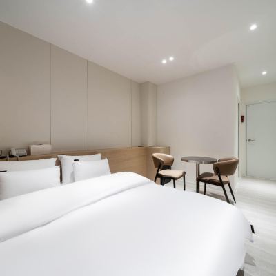 Standard Room (Integrated Ott 6 Types, 75-Inch Smart Tv, Bidet 청주 페이지 호텔 쿠폰