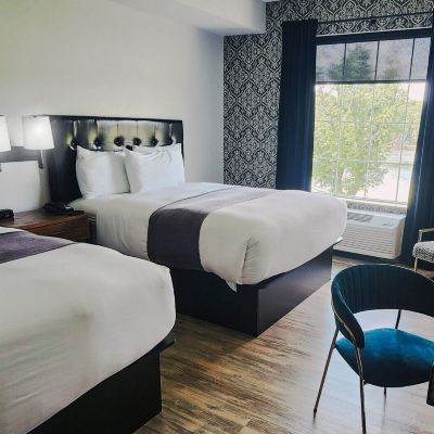 Standard Room, 2 Queen Beds, River View Waterfront Hotel Promo Code